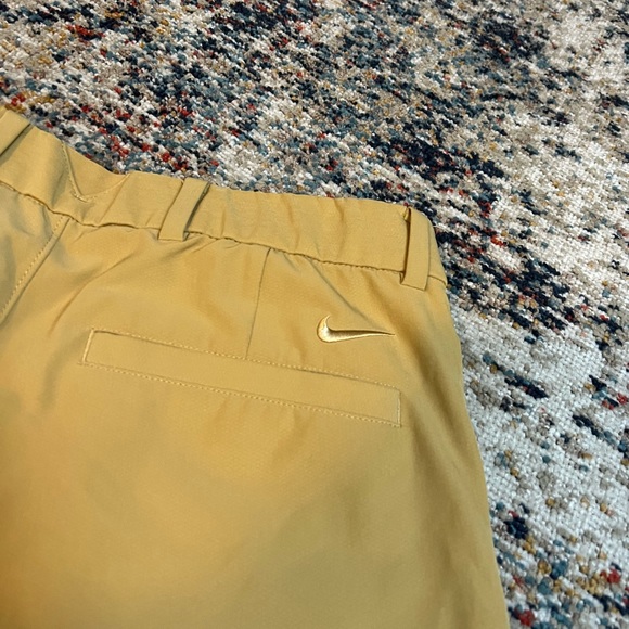 Boys Nike Dri-Fit Shorts - Picture 4 of 6